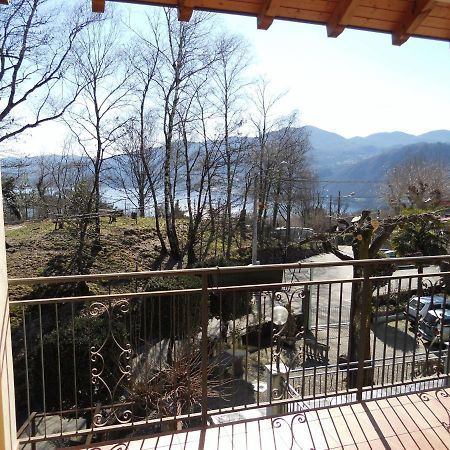 Madonna Della Neve Hotel Pettenasco Exterior photo