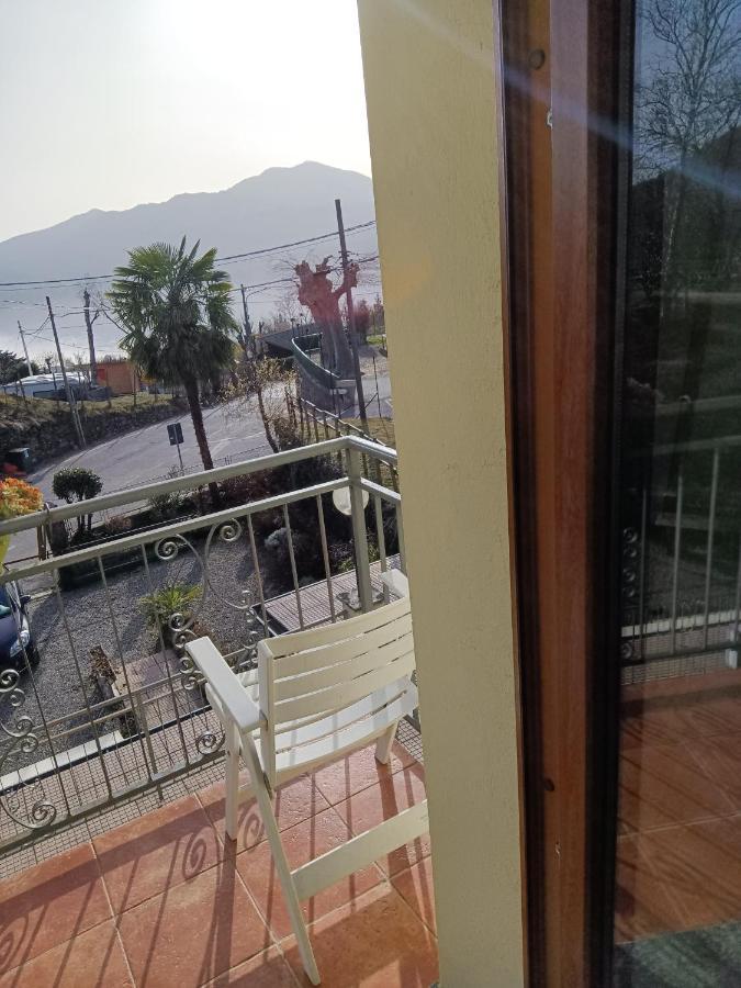 Madonna Della Neve Hotel Pettenasco Exterior photo