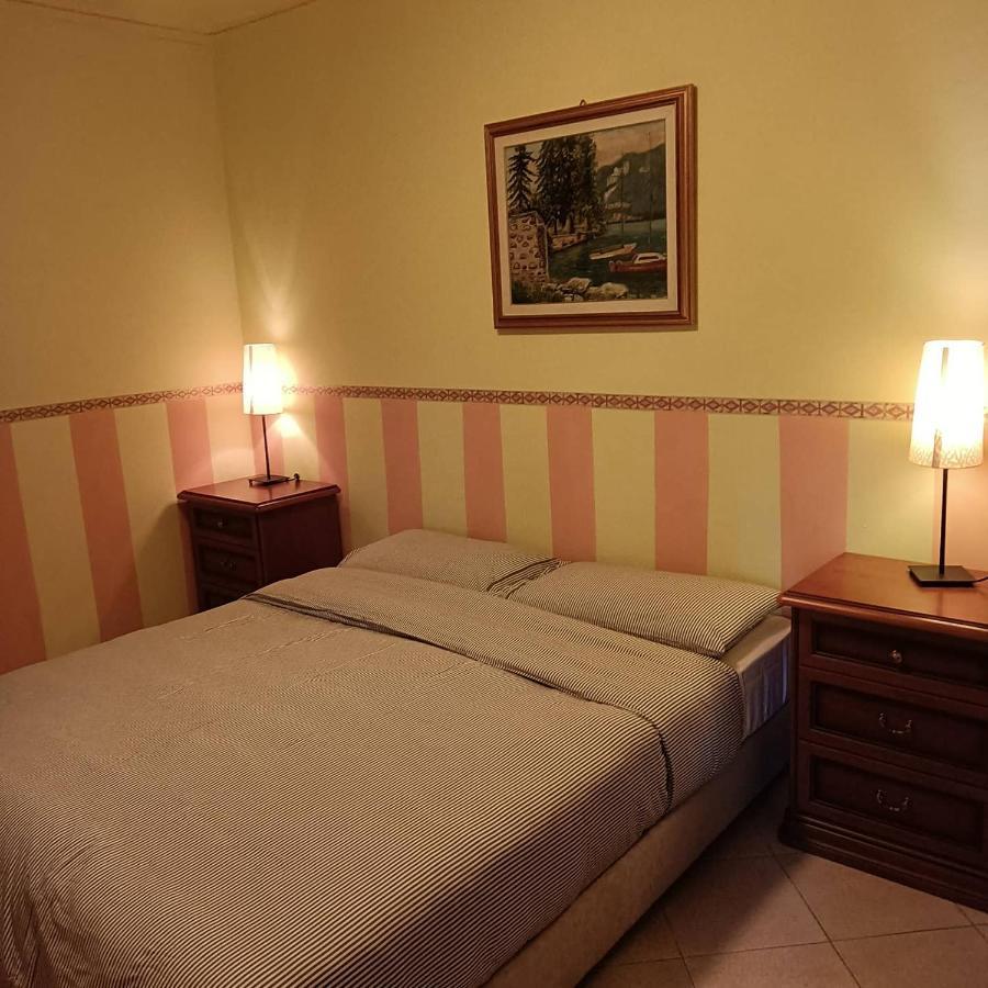 Madonna Della Neve Hotel Pettenasco Exterior photo